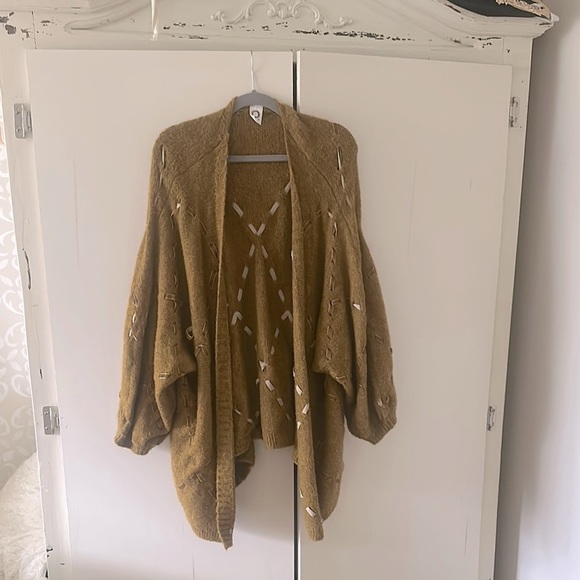 Anthropologie Sweaters - Anthropologie